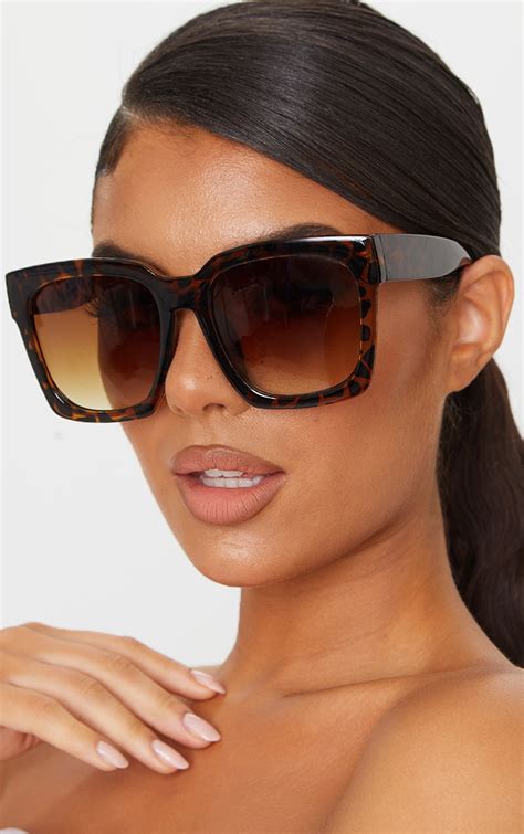 big square oversized sunglasses.